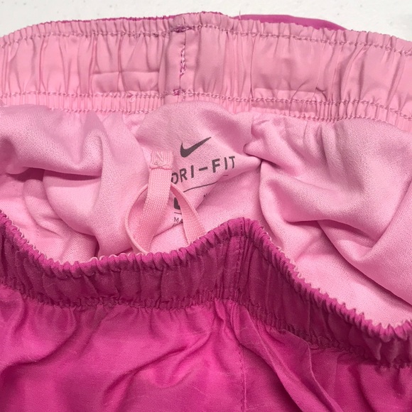 🆕 NIKE DRI-FIT Womens Pink Jogging Shorts LINED - Picture 4 of 4